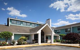 Hotel Wave At Rehoboth Beach